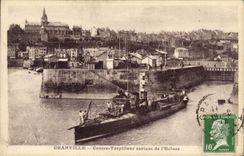 CPA Granville Contre Torpilleur Sortant de l'ecluse Bateau 