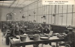 CPA Paris Hotel des Monnaies Atelier de la Verification