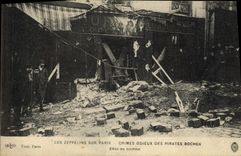 CPA Paris Les Zeppelins sur Pris Crimes Odieux des Pirates Boches Effet de bombe Militaria 