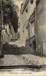 CPA Gien La Rue des Degres