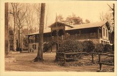 VINTAGE POSTCARD Montargis the School in the open air Genebrier School