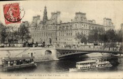 CPA Paris L'Hotel de Ville et le pont d'Arcole bateau Peniche 