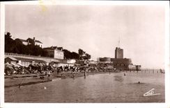 CPA Fouras La Plage et le Semaphore