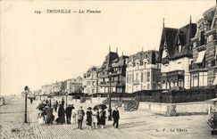 CPA Trouville Les Planches