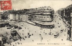 CPA Marseille Rue de la Republique Tramway Bateaux