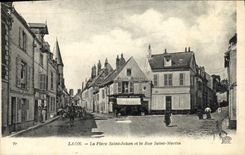 VINTAGE POSTCARD Laon the Place Holy Julien And the Street Saint Martin Militaria Soldiers
