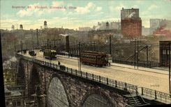 VINTAGE POSTCARD Superior St Vladuct Cleveland Ohio Tram