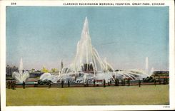 VINTAGE POSTCARD Clarence Buckingham Memorial Fountain Grant Park Chicago