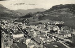 VINTAGE POSTCARD In Auvergne Bourboule overall picture