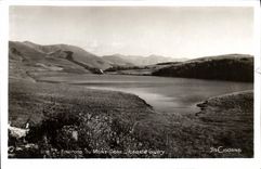 VINTAGE POSTCARD Environs of the Mount Gilds Lake Guery