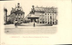 CPA Bordeaux Place de la Bourse et Fontaine des trois Graces