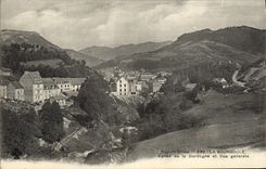 CPA La Bourboule Vallee de la Dordogne et Vue Generale