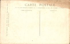 VINTAGE POSTCARD Guerre On the Face Troops Safe from a Wood Militaria Velo Cycles