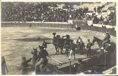 CPA Arrastre Corrida Taureau