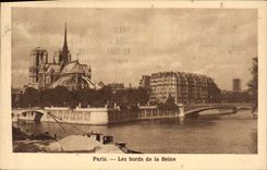 CPA Paris Les bords de la Seine Notre Dame