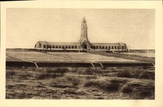 VINTAGE POSTCARD Ossuary of Douamont and the National Cemetery Militaria