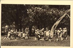 VINTAGE POSTCARD Jeanne of arc Children's dances Around the May Beautiful