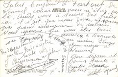 VINTAGE POSTCARD Ypres Carries De Menin Memorial Of the Heroes