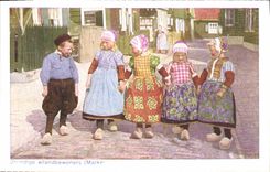 CPA Marken Jouadige Eilandbewoners Enfants Folklore