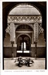 VINTAGE POSTCARD Sevilla Alcazar Patio Of Munecas