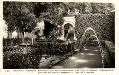 CPA Granada Generalife Escalinata Para los Jardines altos y Patio de la Sultana 