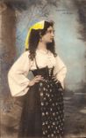 VINTAGE POSTCARD Costumi Siciliani Folklore Woman