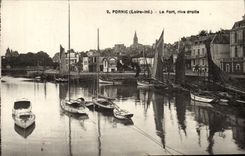 VINTAGE POSTCARD Pornic the Port Right Bank Boats