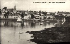 VINTAGE POSTCARD Pornic Seen On the City Left East