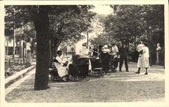 Real photo Women Landeaux Children