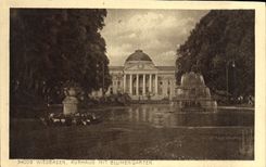 VINTAGE POSTCARD Wiesbaden Kurhaus MIT Blumengarten