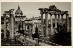 Templo di Saturno del romano de Roma Foro de la POSTAL de la VENDIMIA