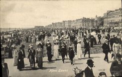 La POSTAL de la VENDIMIA levantó céspedes