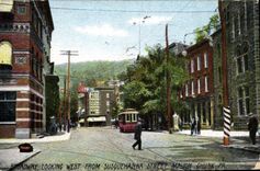 VINTAGE POSTCARD Broadway Looking West From Susquehanna Street Maugh Chunk Pa