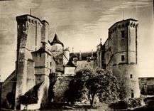 MODERN CARD Saumur the Castle Tours Northern and Western ones
