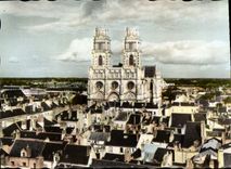 CPM Orleans Vue Generale et la Cathedrale