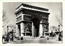 CPM Paris L'Arc de triomphe 