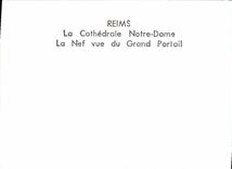 CPM Reims La Cathedrale Notre Dame La nef vue du grand portail