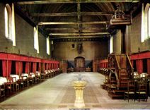 CPM Beaune La Vue De La chapelle Les Lits Sont Disposes Suivant La Coutume Du Moyen Age