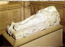 CPM Dreux Chapelle Royale St Louis L'enfant Voile Prince Louis D'Orleans