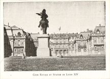 CPM Versailles Cour Royale Et Statue De Louis XIV