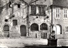 CPM Vezelay La Maison Des Colombs 15eme