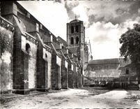 MODERN CARD Vezelay Abbey church Of the Madeleine Paring Arcs Of the Northern Side aisle the Tower St Antoine And the Cloister