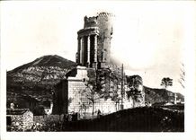 MODERN CARD Excursion of the large cornice