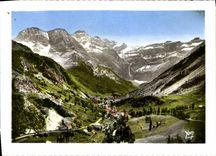 CPM Gavarnie Vue Generale et le Cirque