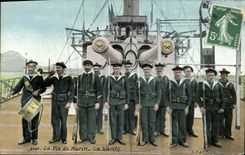 CPA La Vie Du Marin La Garde Militaria Bateau