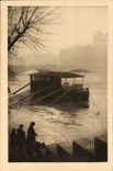CPA Paris Vue De La Seine Pendant La Crue Peche Pecheur