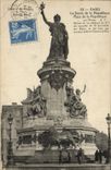 CPA Paris La Statue De La Republique Place De La Republique Lion