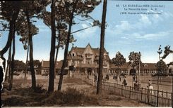 VINTAGE POSTCARD La Baule on Sea the New Station