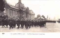 CPA Le 14 Juillet Paris Les Poilus Belges Devant Le Grand Palais Militaria