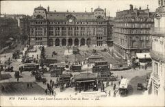 CPA Paris La Gare Saint Lazare Et La Cour De Rome Autobus